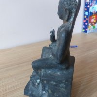 Китайска бронзова статуетка на буда, снимка 5 - Антикварни и старинни предмети - 35001543
