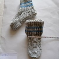 Детски терлици и чорапи , снимка 2 - Чорапи - 43912422