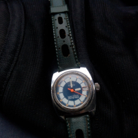 Механичен часовник,,Timex, водоустойчив, снимка 1 - Мъжки - 36519808