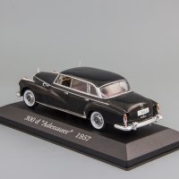 Mercedes-Benz 300 d Adenauer 1957 - мащаб 1:43 на DeAgostini моделът е нов в PVC дисплей-кейс, снимка 3 - Колекции - 43097052