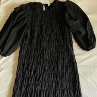 Черна рокля Mango, снимка 1 - Рокли - 42963538