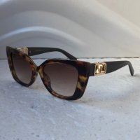 Valentino дамски слънчеви очила котешко око с лого 1:1, снимка 5 - Слънчеви и диоптрични очила - 35495445