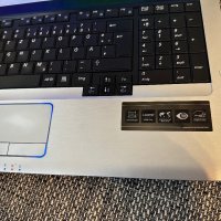 Лаптоп Laptop Samsung 17.3 инча 4GB Windows 10 Двуядрен само за 250 лв със зарядно. Преинсталиран и , снимка 4 - Лаптопи за работа - 39771382