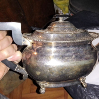 Посребрен английски чайник, снимка 1 - Антикварни и старинни предмети - 36499123