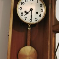 Немски стенен часовник Юнгханс., снимка 2 - Антикварни и старинни предмети - 28791020
