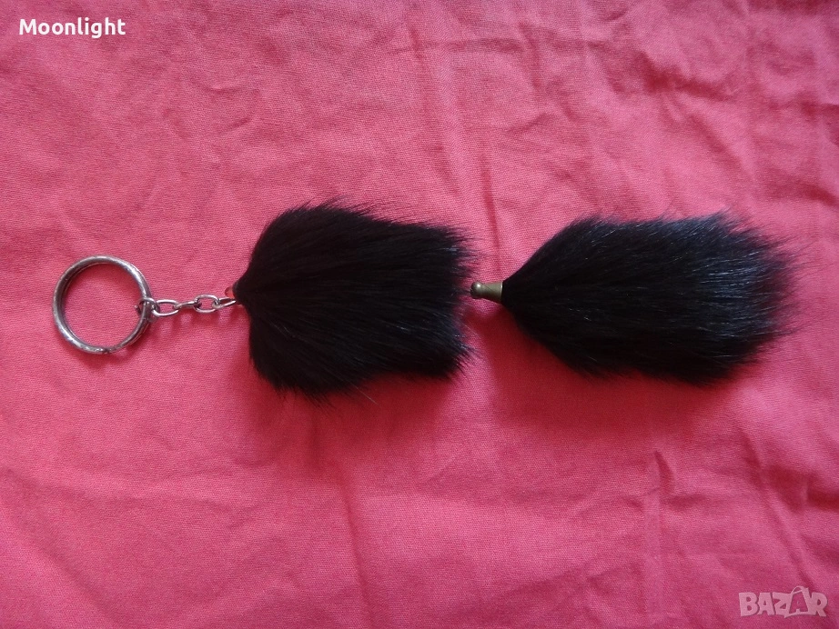 Ключодържател/Аксесоар/Висулка за чанта от естествен косъм лисица в черно, снимка 1