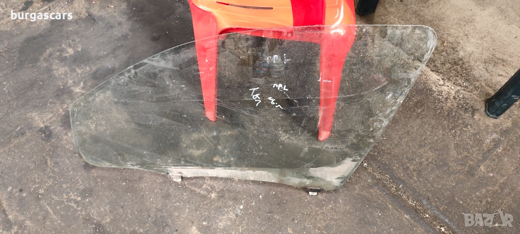 Стъкло странично предна лява врата Daihatsu Yrv - 40лв, снимка 1