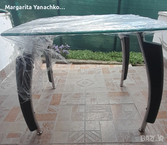 Стъклена масичка , снимка 1