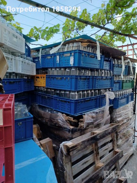 Продава винтови буркани-0.720мл.с етикет права форма., снимка 1