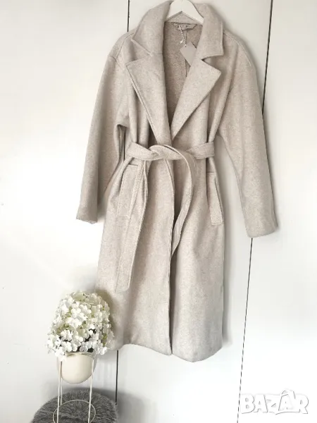 Дълго дамско палто с колан, светлобежово, снимка 1