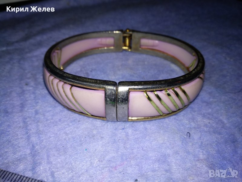 КРАСИВА МОДНА ВИНТИДЖ СТИЛ СТОМАНЕНА с АПЛИКАЦИИ АРТ ГРИВНА 37977, снимка 1