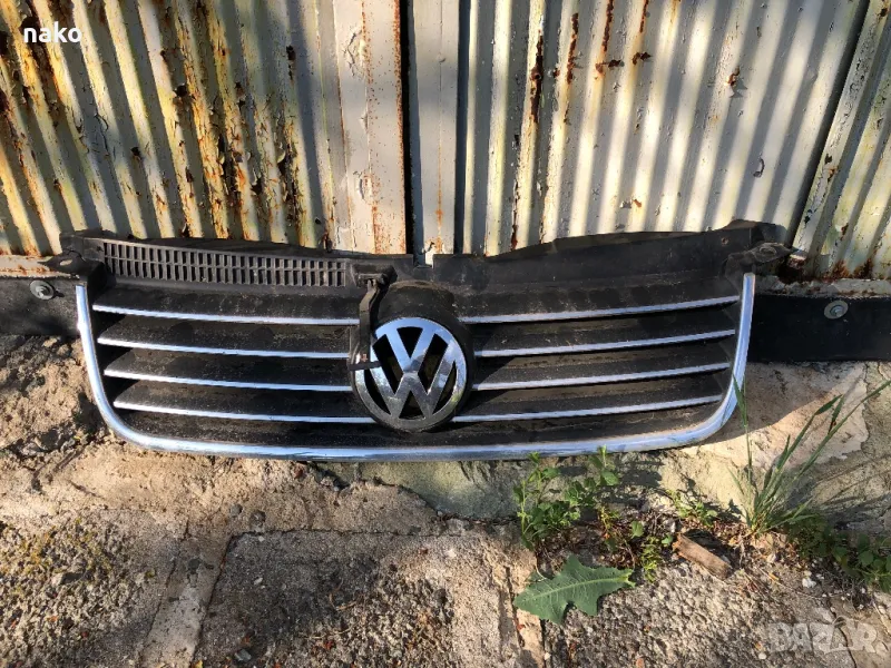 Решетка за предна броня Пасат 5.5  2003г., снимка 1