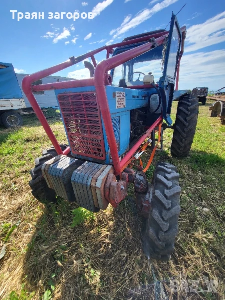 трактор мтз 95 турбо спукан корпус на коритото, снимка 1