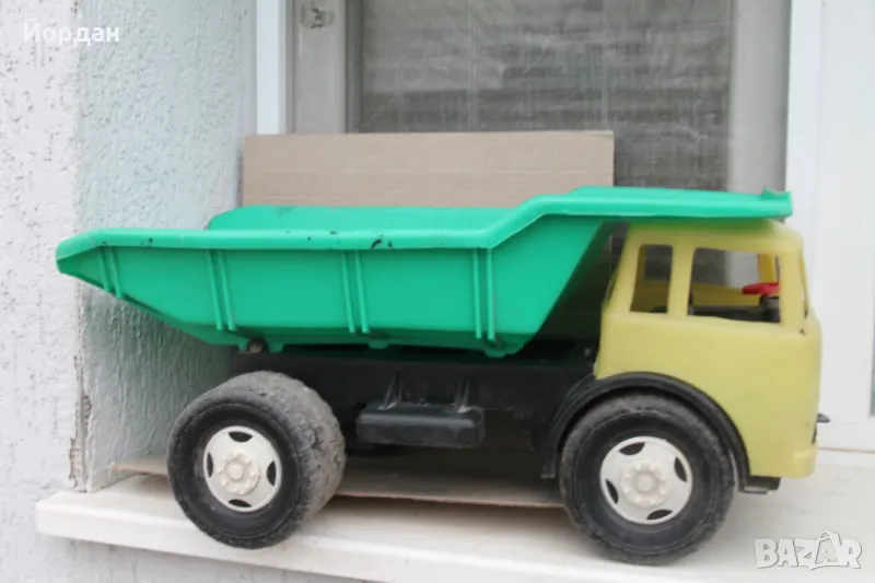 Детска играчка камион, снимка 1