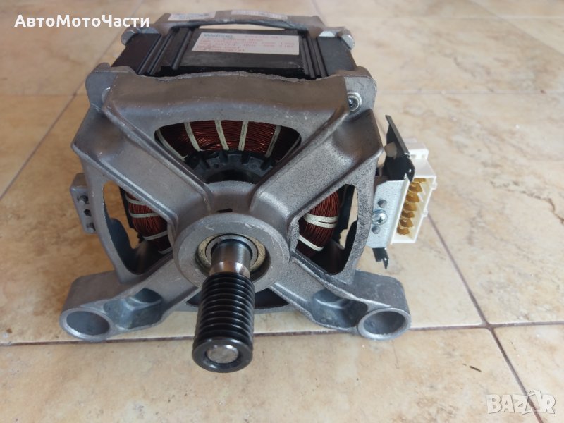 Продавам двигател за пералня Аристон WMG 923 , снимка 1