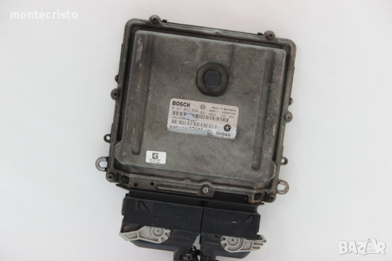 Моторен компютър Chrysler Grand Voyager (2008-2015г.) 0 281 013 530 / 0281013530, снимка 1