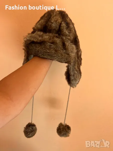 Зимна пухена шапка с ушанки и помпони 🤎, снимка 1