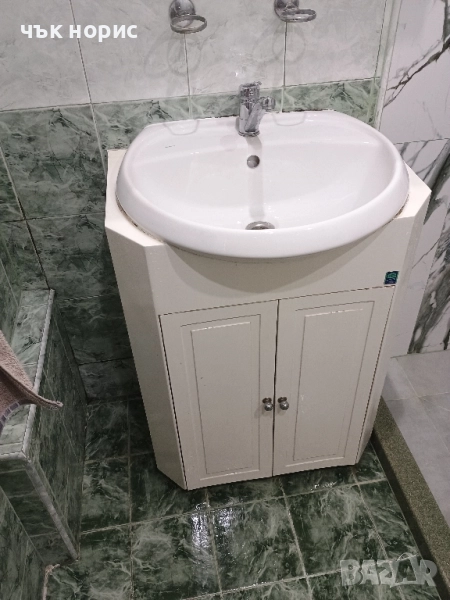 пвц шкаф долен за баня 60 см горен мдф на 60, снимка 1