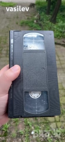 Кроманьонеца / Къдравата СЮ (Васил Кожухаров) видео касета - КОПИЕ, снимка 3 - Комедии - 40677248