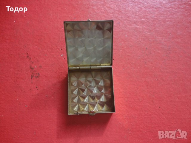 Бронзова кутийка кутия за хапчета за енфие 2, снимка 5 - Антикварни и старинни предмети - 43790338