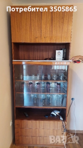 секция модулна , витрина, тв шкаф ! Гардероба е продаден!