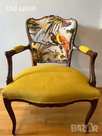 Двойка антикварни кресла ТРОПИКАНА в стил Луи XV, обновени с жизнерадостни папагали, снимка 2 - Антикварни и старинни предмети - 43356269