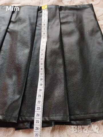 L Черен топ мрежа ,кожена черна ултра къса пола на плисета и черна полупрашка , снимка 9 - Корсети, бюстиета, топове - 53516861