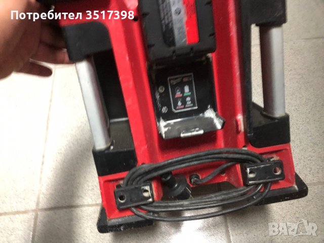 Работно акумулаторно радио Мilwaukee, снимка 6 - Винтоверти - 38402284