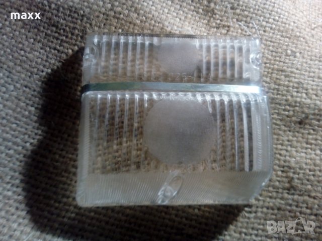 Стъкло мигач Fiat 1800 2100 2300 с лайсната, снимка 2 - Части - 28507129