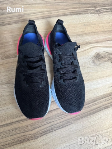 Оригинални спортни маратонки React Flyknit 2! 41 н, снимка 3 - Маратонки - 51229066