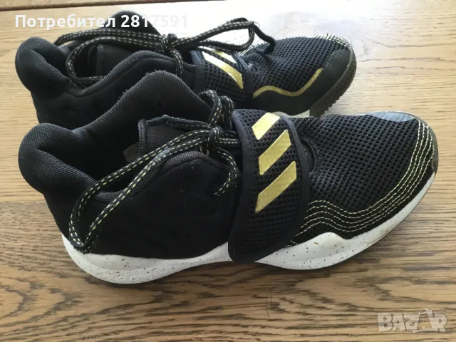 Оригинални детски маратонки Adidas, размер US 4, снимка 9 - Детски маратонки - 47576938