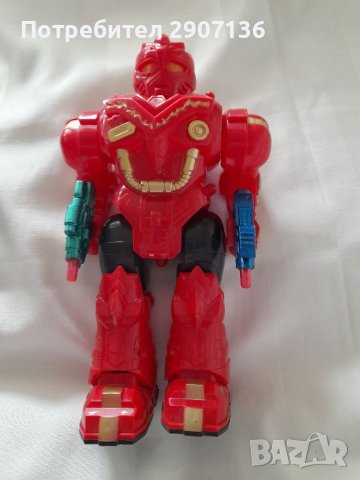 РОБОТ с батерии, свети,движи се, стреля, снимка 6 - Електрически играчки - 38704925