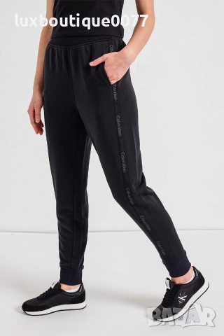 Използвано в отлично състояние долнище Calvin Klein S