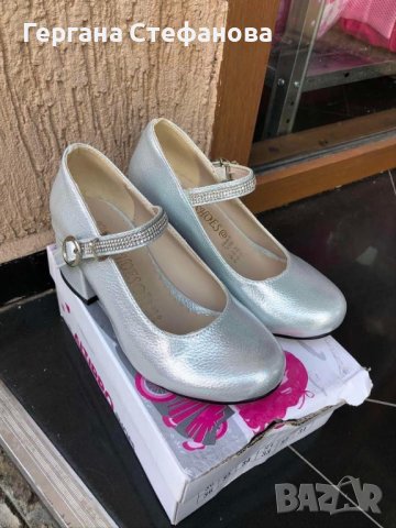 Затворени официални обувки на ток Номера-31,32,33,34,35,36 Цена -35лв, снимка 3 - Детски обувки - 37768322