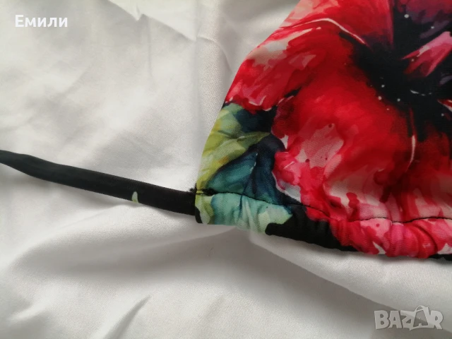 Нов комплект дамски бански от две части с принт цветя хибискус р-р M, L, снимка 13 - Бански костюми - 50620476