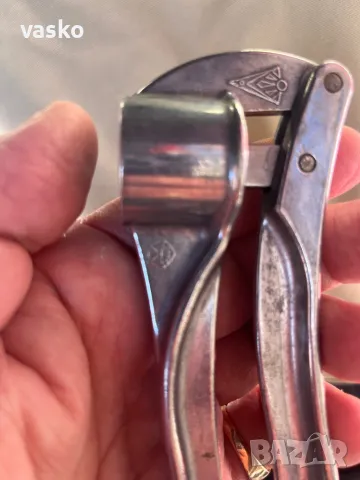 СССР преса за чесън, снимка 8 - Прибори за хранене, готвене и сервиране - 49868285