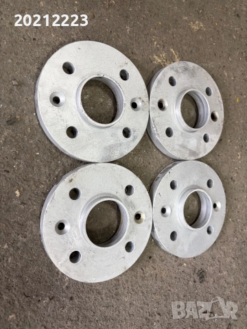 4 броя фланци за Fiat Punto, снимка 2 - Аксесоари и консумативи - 52813221