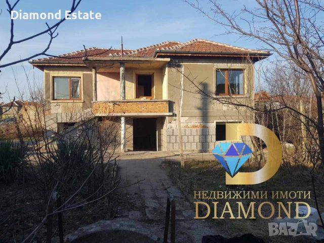 Двуетажна къща в град Гълъбово, снимка 3 - Къщи - 53071944