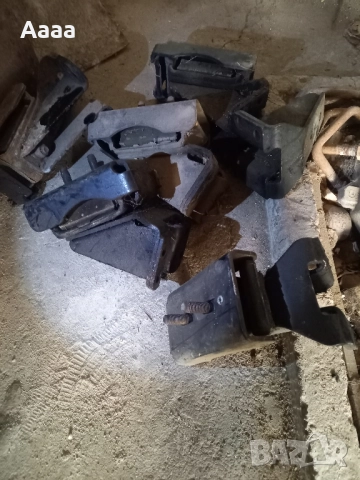 Лапа за двигател на Iveco Deily след 2000г, снимка 2 - Части - 51893813