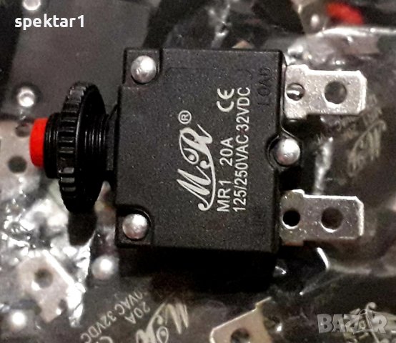 Термична миниатюрна защита включваща на 20 ампера, снимка 1