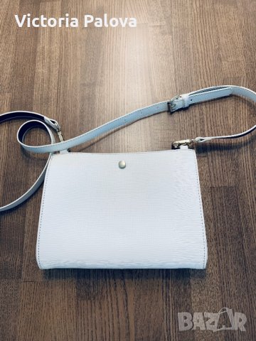 Удобна бяла чанта-плик Германия