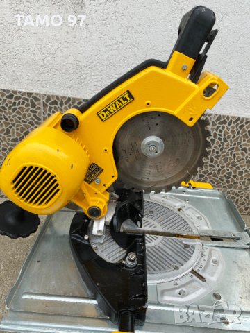 Комбиниран настолен циркуляр, герунг DeWalt DW743 2000W, снимка 2 - Циркуляри - 28835111