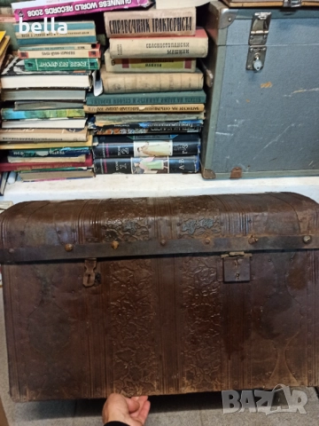 Стара автентична ракла с орнаменти , снимка 4 - Антикварни и старинни предмети - 52186471