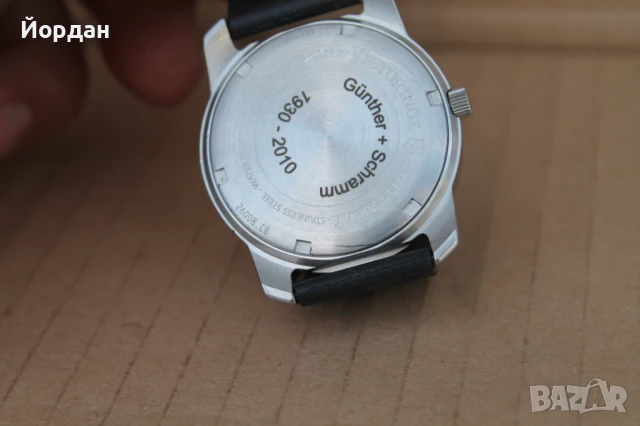 Швейцарски мъжки часовник ''Victorinox'' , снимка 10 - Мъжки - 50896758