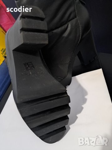 Calvin Klein - боти, 38, снимка 2 - Дамски боти - 42992801