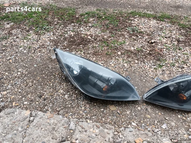 ляв и десен черен фар за мицубиши колт MITSUBISHI COLT, снимка 2 - Части - 41474033