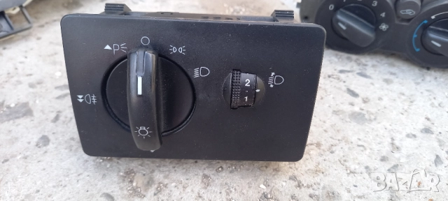 Ключ за фарове Ford Focus C-Max