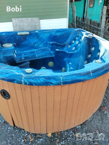 Шест местно джакузи работещо., снимка 4 - Басейни и аксесоари - 50983687
