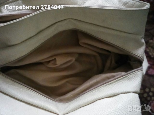 Дамска чанта, снимка 6 - Чанти - 37867859