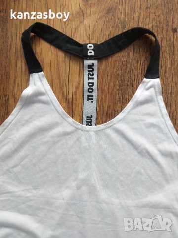 Nike SOLID TANK - страхотен дамски потник, снимка 4 - Потници - 32936088